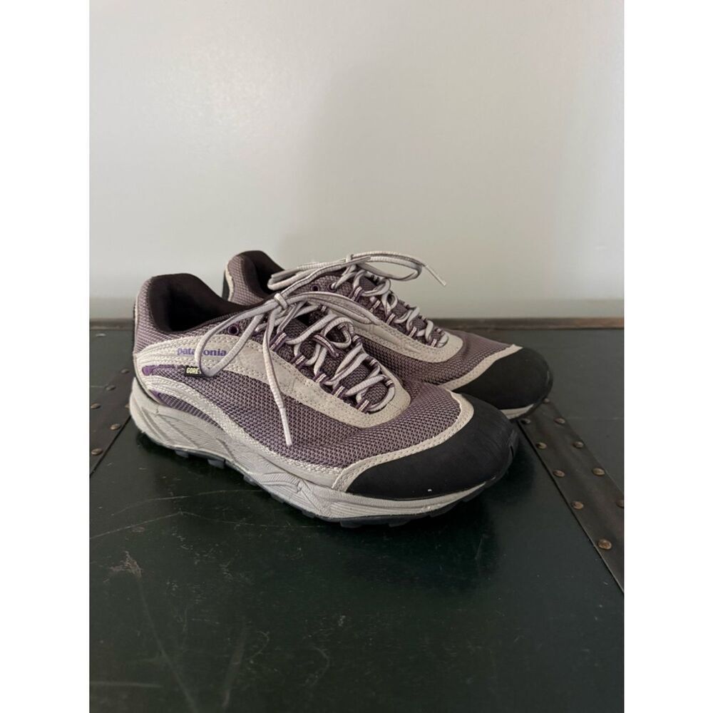 Patagonia Women's Gore-Tex Hiking Shoes Grey/Purple Size 8.5